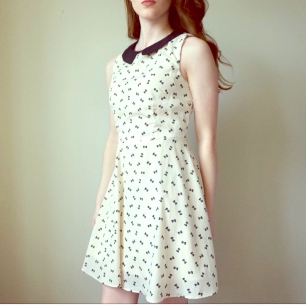 📺 NWT Peter Pan Collar One Clothing Dress Sz L